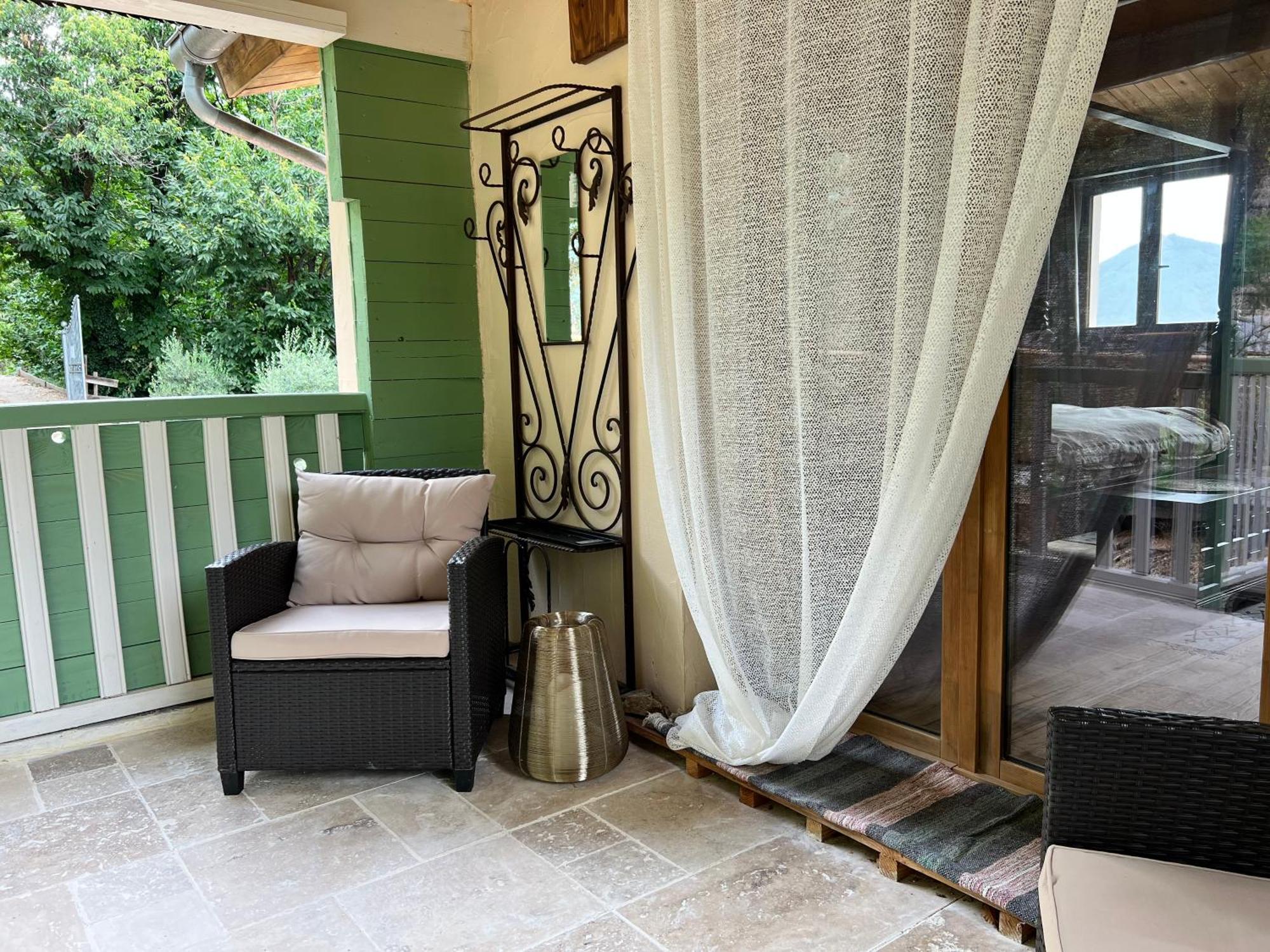 발레로그 Les Magnels B&B 외부 사진